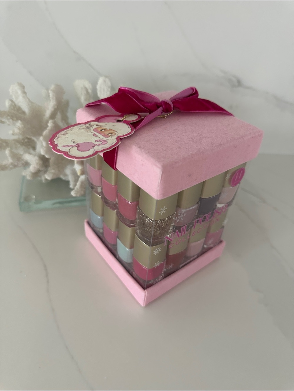 Kids Nail Polish Gift Set - 14 colors.